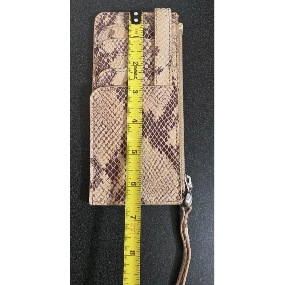 NWT Hobo International‎ Womens Leather Peak Slim Continental Wallet Sand Snake